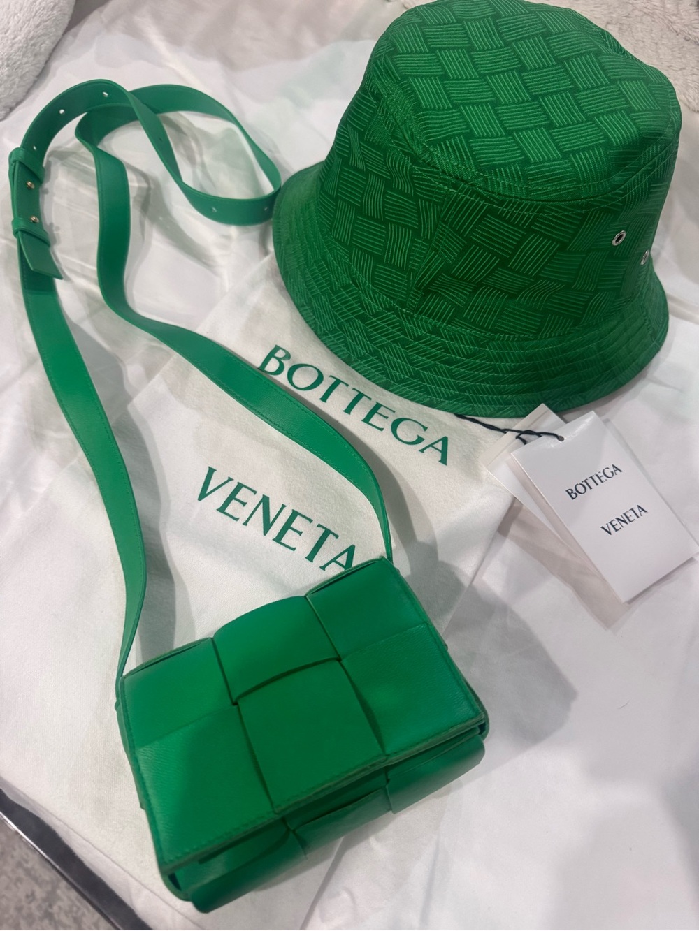 Bottega Veneta Green Intrecciato Padded Shoulder Bag and Bucket Hat NWT